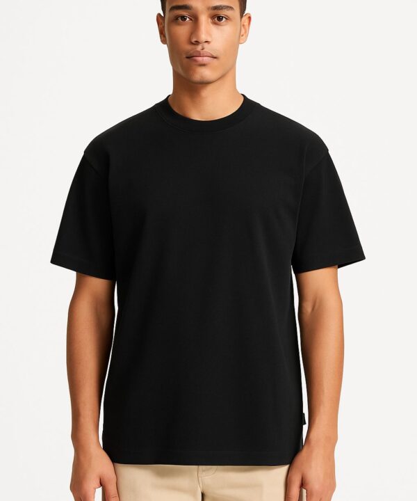MEN’S OVERSIZED T-SHIRT