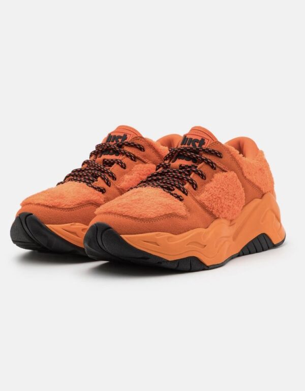 MEN’S SNEAKERS