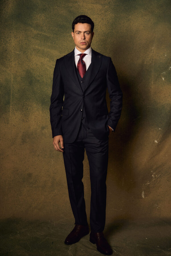 MEN’S CLASSIC SUIT